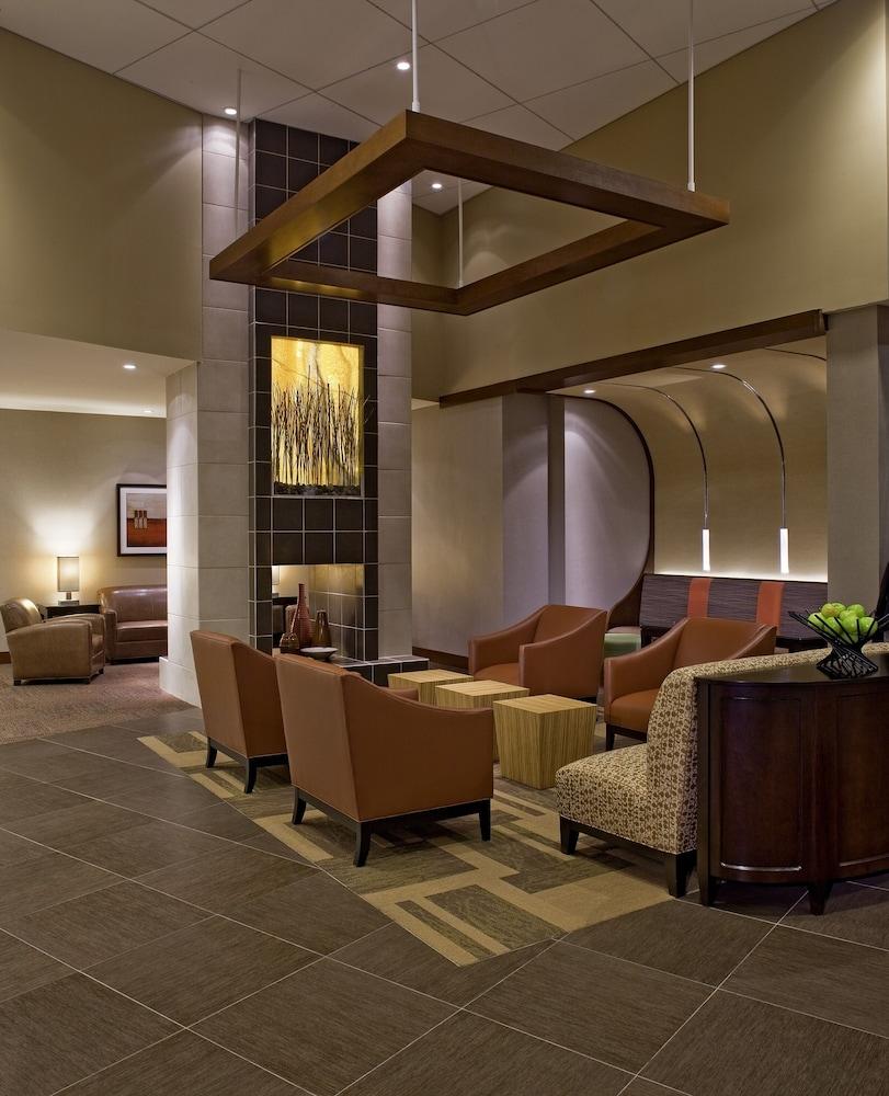 Hyatt Place - Casino Area